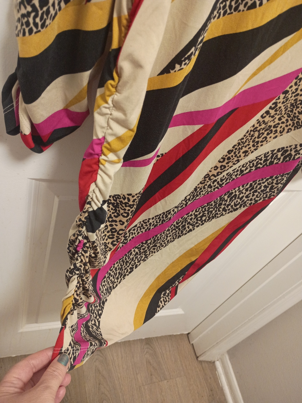 Long-Sleeve Leopard & Stripe Print Dress in Beige, Pink & Black - Picture 6 of 9
